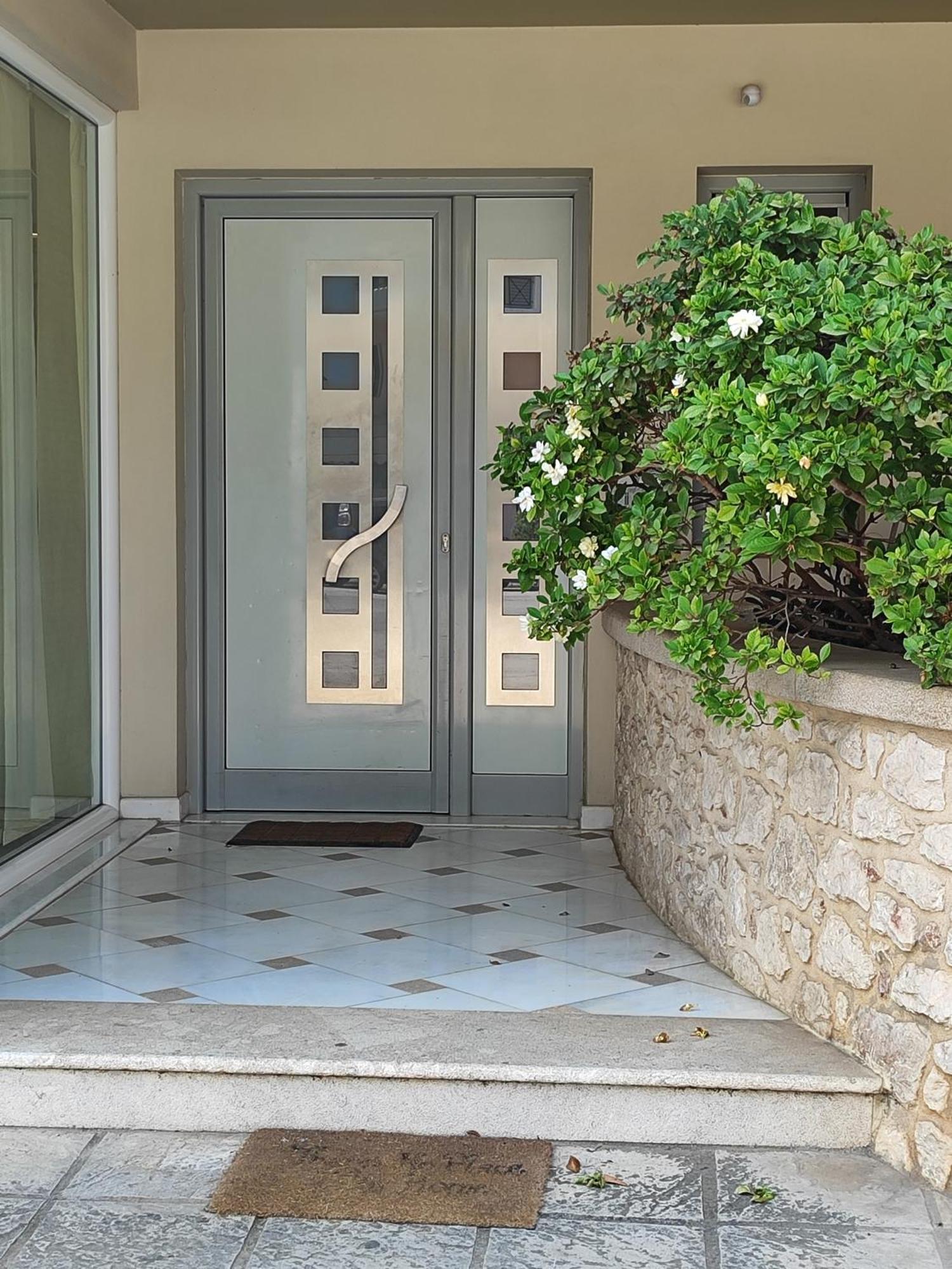 Δροσιά Apartment นาฟปลิโอ ภายนอก รูปภาพ